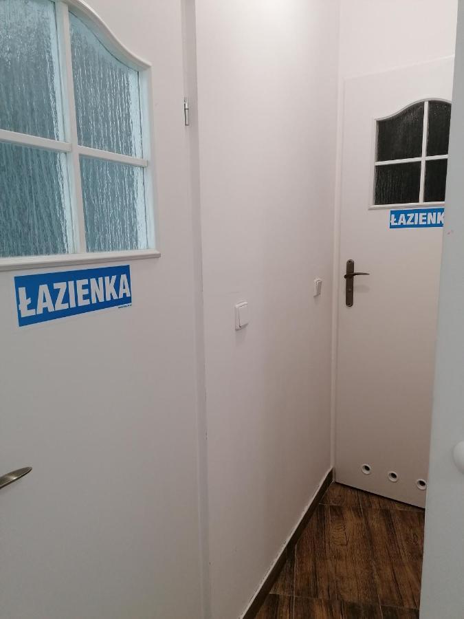 Hostel Tulip - Pokoj Jednoosobowy Nr 3 Ze Wspolna Lazienka I Kuchnia Szczecin Bagian luar foto