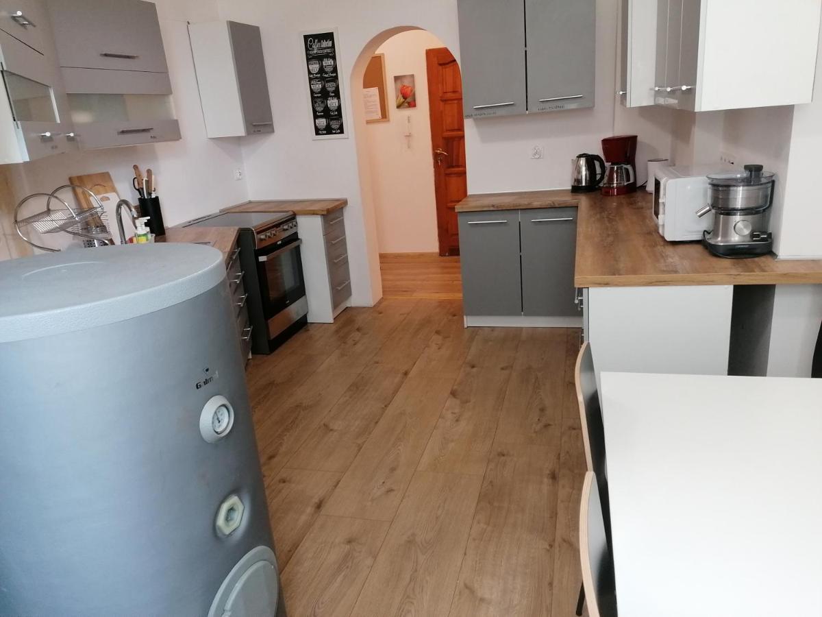Hostel Tulip - Pokoj Jednoosobowy Nr 3 Ze Wspolna Lazienka I Kuchnia Szczecin Bagian luar foto