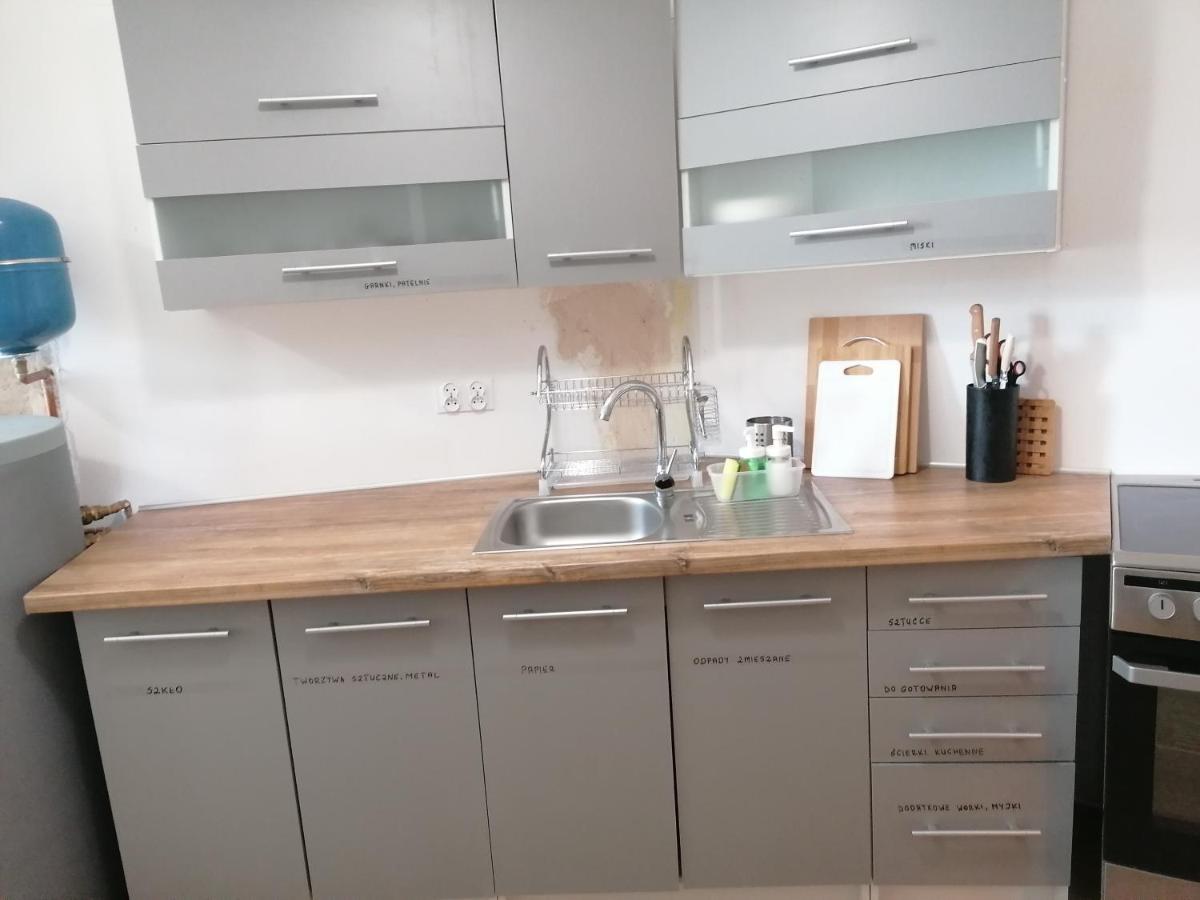 Hostel Tulip - Pokoj Jednoosobowy Nr 3 Ze Wspolna Lazienka I Kuchnia Szczecin Bagian luar foto